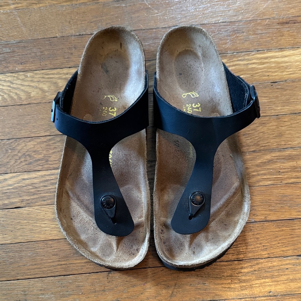 Birkenstock Gizeh Black Thong Sandals